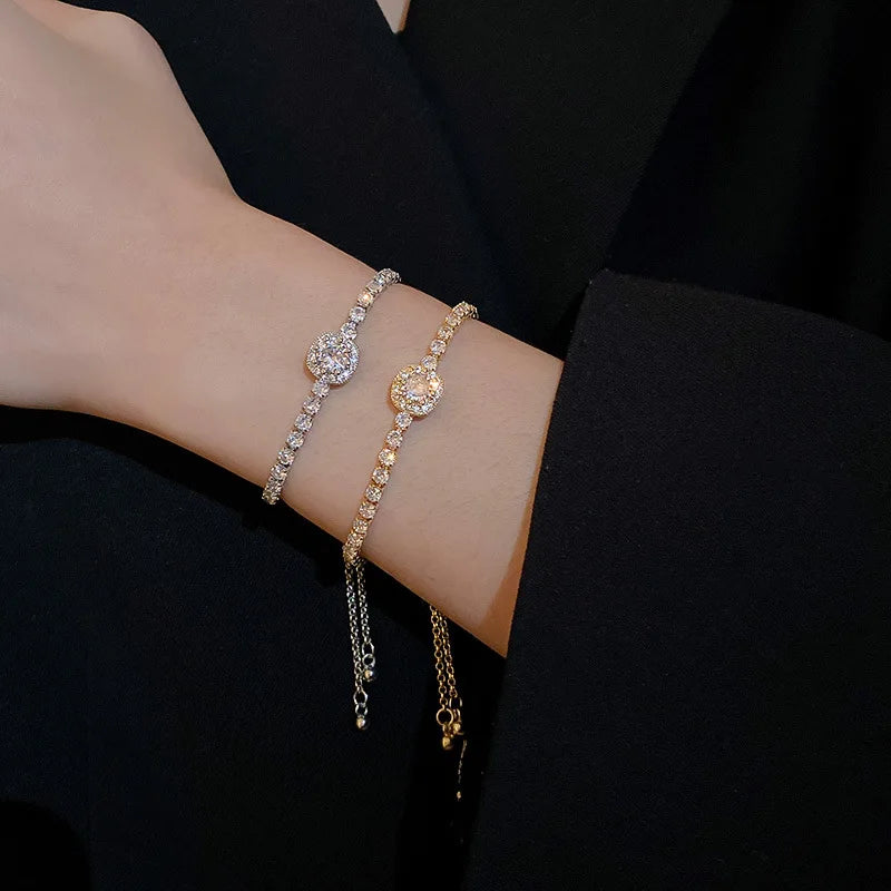 Bracelet femme en Acier Inoxydable Plaqué Or 18K pour Femme, Bijou Réglable, Complet de Strass